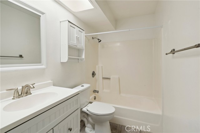 1745 Los Feliz Drive, Thousand Oaks CA: https://media.crmls.org/medias/cbd7c7d2-17e4-40a8-aed5-41b261d6daee.jpg