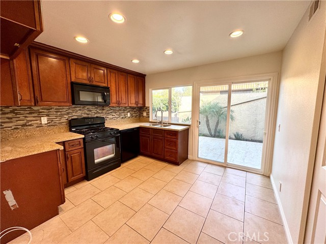 Detail Gallery Image 10 of 36 For 234 S San Dimas Canyon Rd, San Dimas,  CA 91773 - 3 Beds | 2 Baths