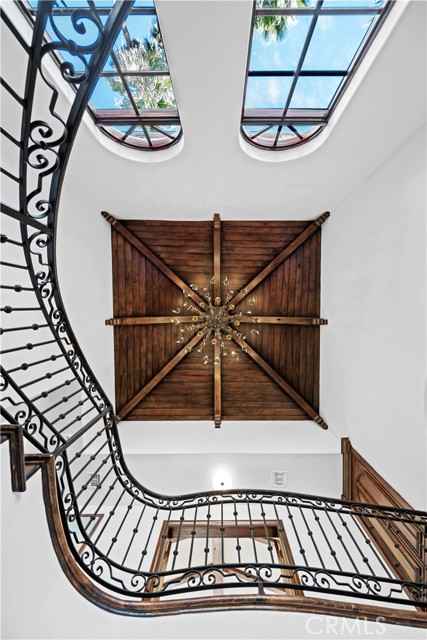 2347 E Valley Road, Montecito CA: https://media.crmls.org/medias/cbd8b95a-bb0e-4d78-8922-3f7ef1dc04cb.jpg