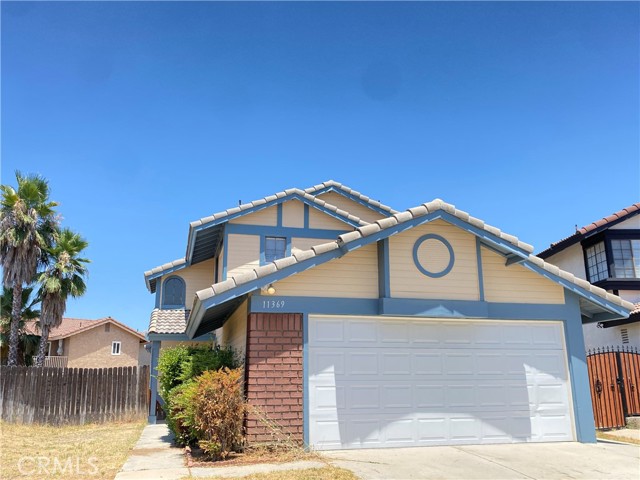 11369 Weinhart Court, Moreno Valley CA: https://media.crmls.org/medias/cbd8f6a7-82b8-4c90-8605-765f30088669.jpg