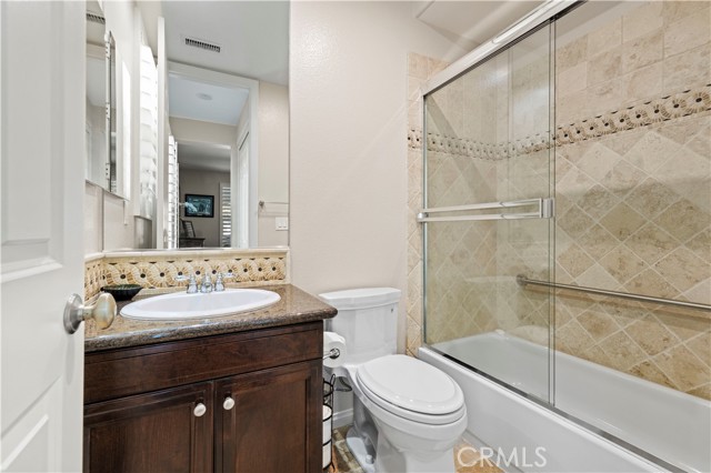 Detail Gallery Image 26 of 69 For 24229 Reyes Adobe Way, Valencia,  CA 91354 - 5 Beds | 4/1 Baths