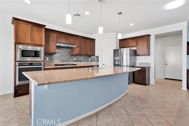 Detail Gallery Image 17 of 53 For 18968 Raven, Apple Valley,  CA 92308 - 3 Beds | 2 Baths