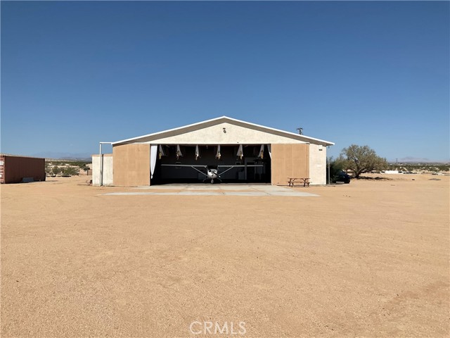 76421 Amboy Road, Twentynine Palms, California 92277, ,Commercial Sale,For Sale,76421 Amboy Road,CRJT23161153