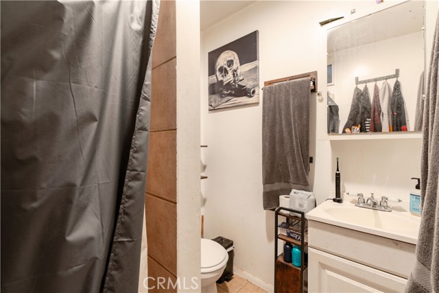 7914 Magnolia Avenue, Riverside CA: https://media.crmls.org/medias/cbdaf25e-1847-4d41-8422-2b3354e95c90.jpg