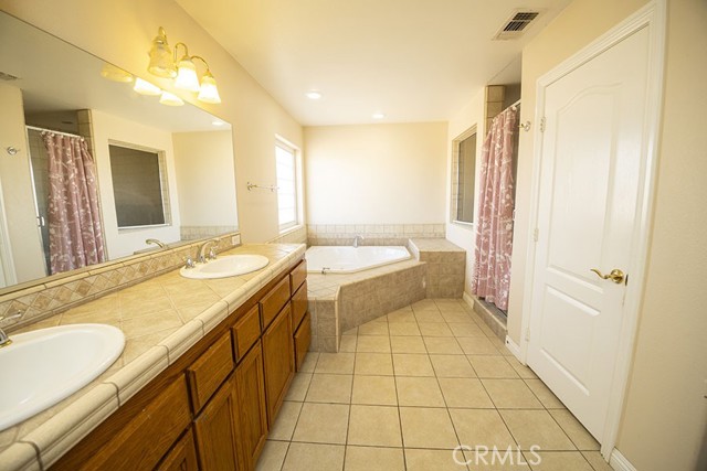 Detail Gallery Image 28 of 48 For 11830 Joshua Dell Rd, Victorville,  CA 92371 - 3 Beds | 2 Baths