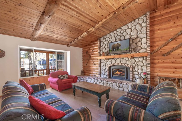 Detail Gallery Image 24 of 46 For 320 Dove Ct, Big Bear Lake,  CA 92315 - 3 Beds | 2 Baths