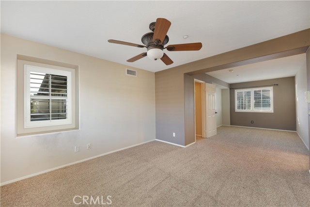 Detail Gallery Image 20 of 28 For 155 Zephyr Run, Tustin,  CA 92782 - 3 Beds | 3/1 Baths