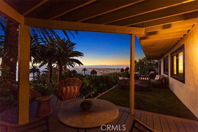 813 Via Somonte, Palos Verdes Estates, California 90274, 5 Bedrooms Bedrooms, ,2 BathroomsBathrooms,Residential,Sold,Via Somonte,PV24066777