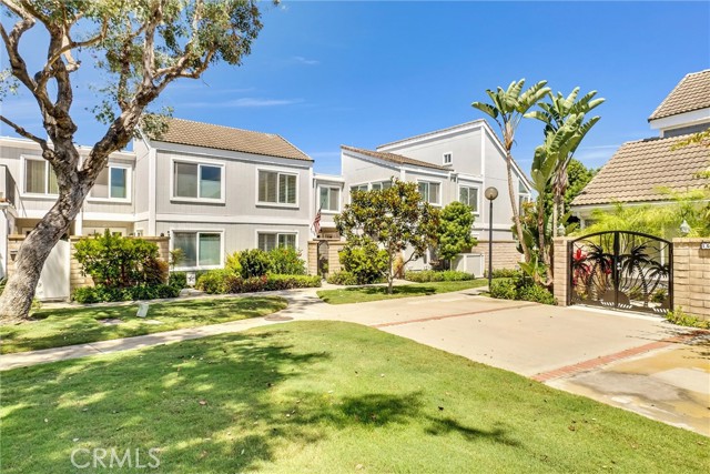 Detail Gallery Image 71 of 75 For 16123 Saint Croix Cir, Huntington Beach,  CA 92649 - 3 Beds | 2/1 Baths