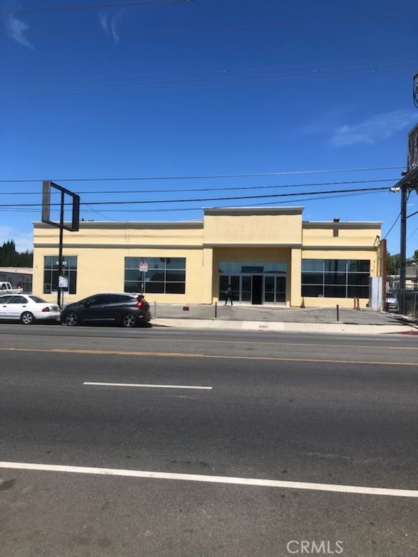 18233 Parthenia Street, Northridge, CA 91325