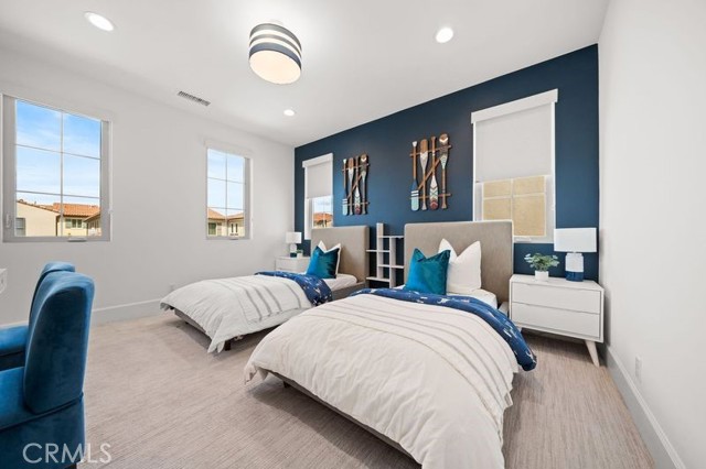 Detail Gallery Image 13 of 19 For 90 Rockinghorse, Irvine,  CA 92602 - 4 Beds | 4/1 Baths