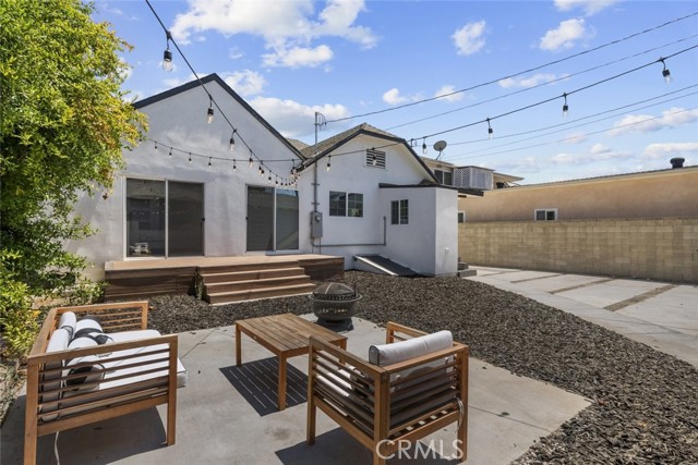 1727 N Kenmore Avenue, Los Angeles CA: https://media.crmls.org/medias/cbdfda5e-c01c-4469-91c6-fcab39864d8a.jpg