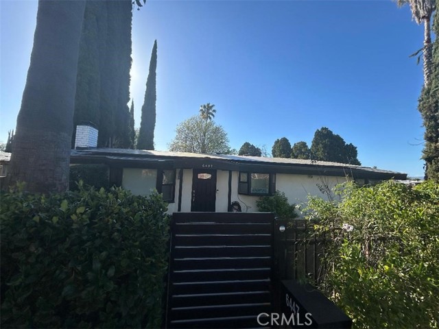 Detail Gallery Image 2 of 5 For 6447 Wilbur, Reseda,  CA 91335 - 3 Beds | 2 Baths