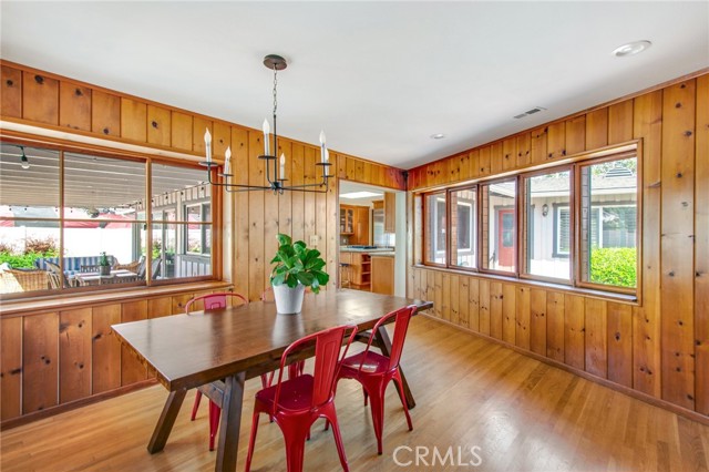 1951 Aliso Avenue, Costa Mesa CA: https://media.crmls.org/medias/cbe06b54-534e-4b0e-878e-ef4ceddcb612.jpg