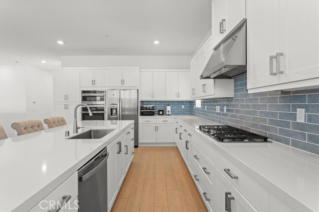 352 Merit, Irvine CA: https://media.crmls.org/medias/cbe15ddd-e447-44ec-b9fb-6417701652b9.jpg