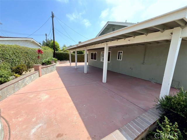 7811 Rhine Drive, Huntington Beach CA: https://media.crmls.org/medias/cbe1b37c-3e2e-4ed5-8de5-1de651373e53.jpg