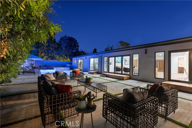Detail Gallery Image 35 of 39 For 17227 Benner Pl, Encino,  CA 91316 - 5 Beds | 4/1 Baths