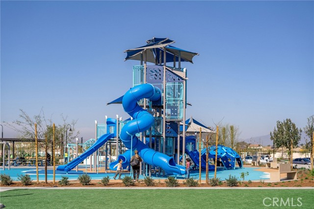 Detail Gallery Image 17 of 26 For 5921 Gramercy Way, Corona,  CA 92880 - 2 Beds | 2/1 Baths