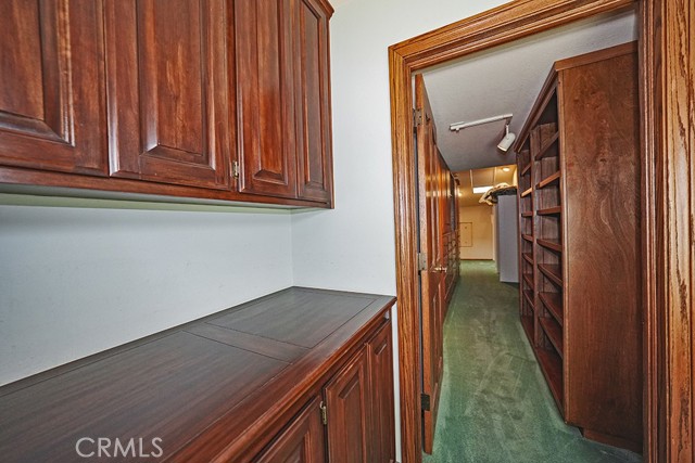 9752 Rangeview Drive, Santa Ana CA: https://media.crmls.org/medias/cbe4047a-57a8-4302-921a-d8ce565da74b.jpg
