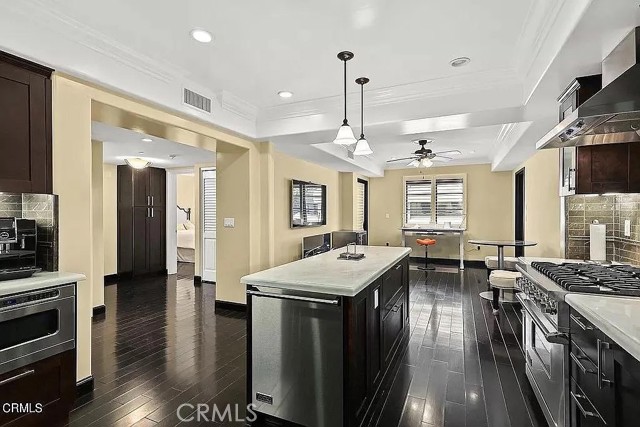 Detail Gallery Image 10 of 30 For 155 Cordova, Pasadena,  CA 91105 - 2 Beds | 2 Baths