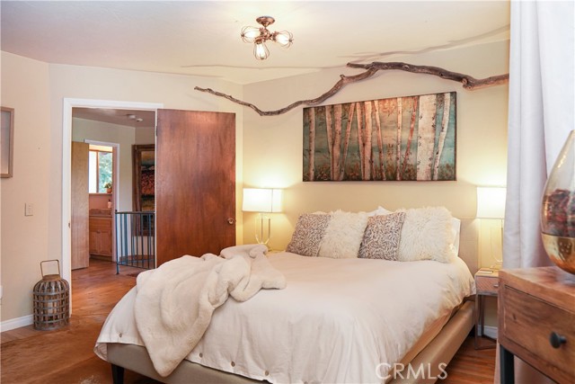 Detail Gallery Image 38 of 63 For 27502 North Bay Rd, Lake Arrowhead,  CA 92352 - 4 Beds | 2/1 Baths