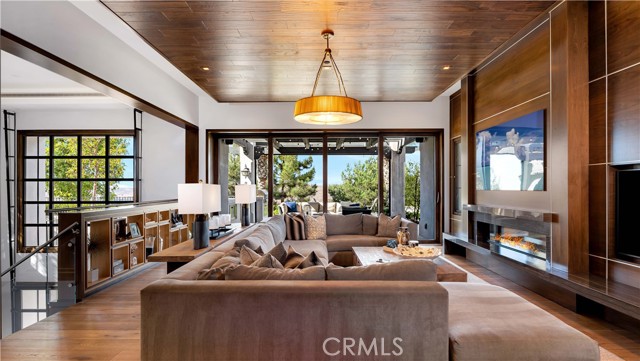 Image 45 of 69 For 2 Thomas Road