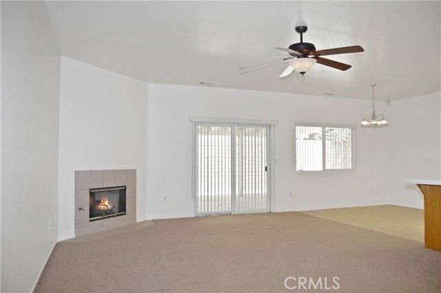 Image 11 of 75 For 856 Liam Way