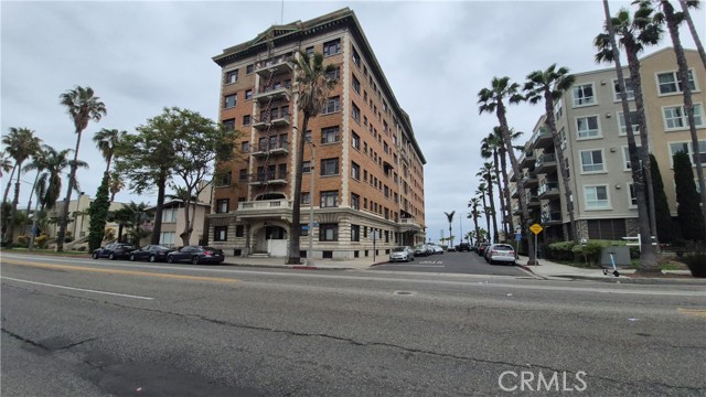 Detail Gallery Image 5 of 29 For 1030 E Ocean Bld #210,  Long Beach,  CA 90802 - 3 Beds | 2 Baths
