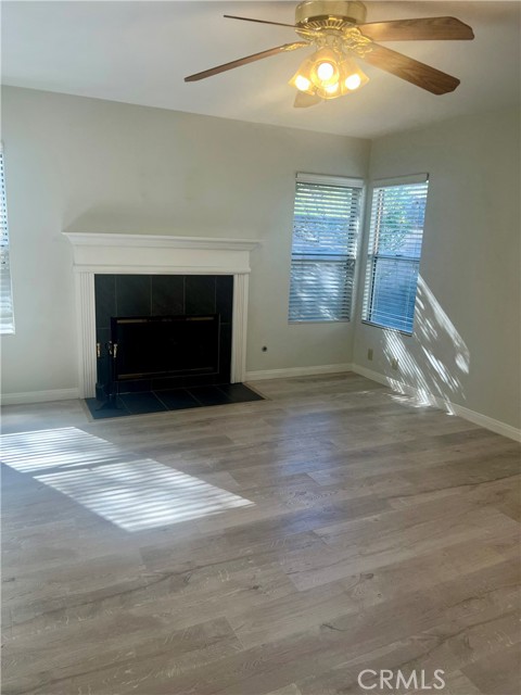 Detail Gallery Image 3 of 29 For 5018 Evanwood Ave, Oak Park,  CA 91377 - 4 Beds | 2/1 Baths