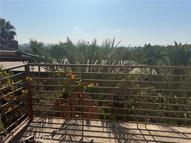 Detail Gallery Image 41 of 58 For 1994 Stanley, Signal Hill,  CA 90755 - 3 Beds | 3 Baths