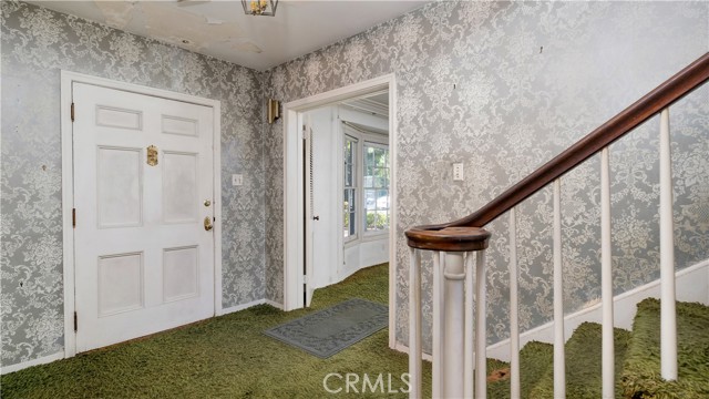 Detail Gallery Image 9 of 37 For 1804 N Heliotrope Dr, Santa Ana,  CA 92706 - 5 Beds | 4 Baths