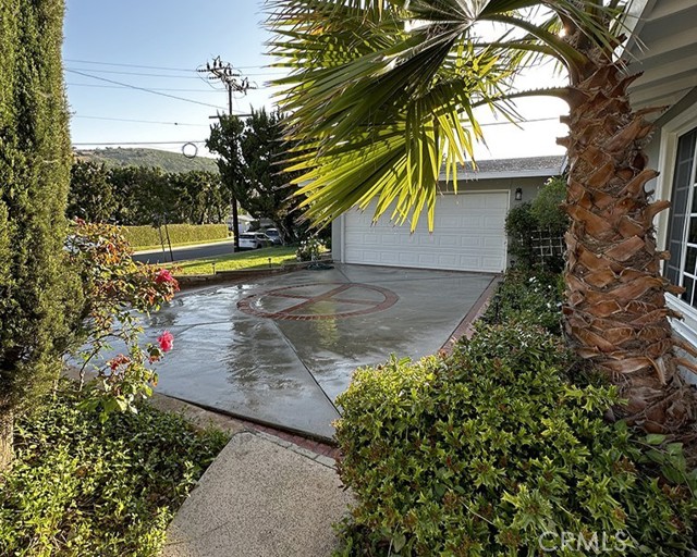 Detail Gallery Image 13 of 59 For 26261 Veva Way, Calabasas,  CA 91302 - 4 Beds | 2 Baths