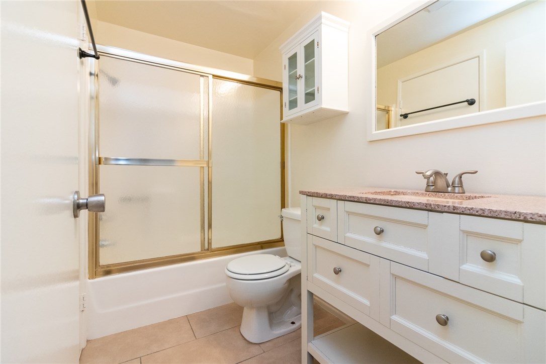 Detail Gallery Image 12 of 30 For 730 W 4th St #306,  Long Beach,  CA 90802 - 2 Beds | 2 Baths