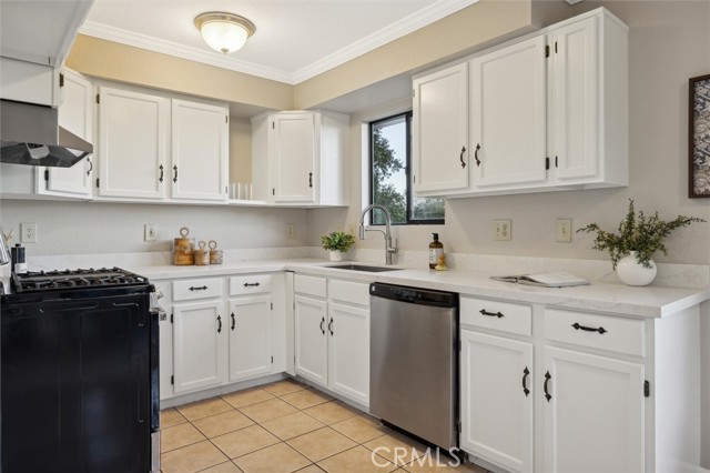 Detail Gallery Image 33 of 54 For 1301 - 1305 Corberosa Dr, Arroyo Grande,  CA 93420 - 6 Beds | 4/1 Baths