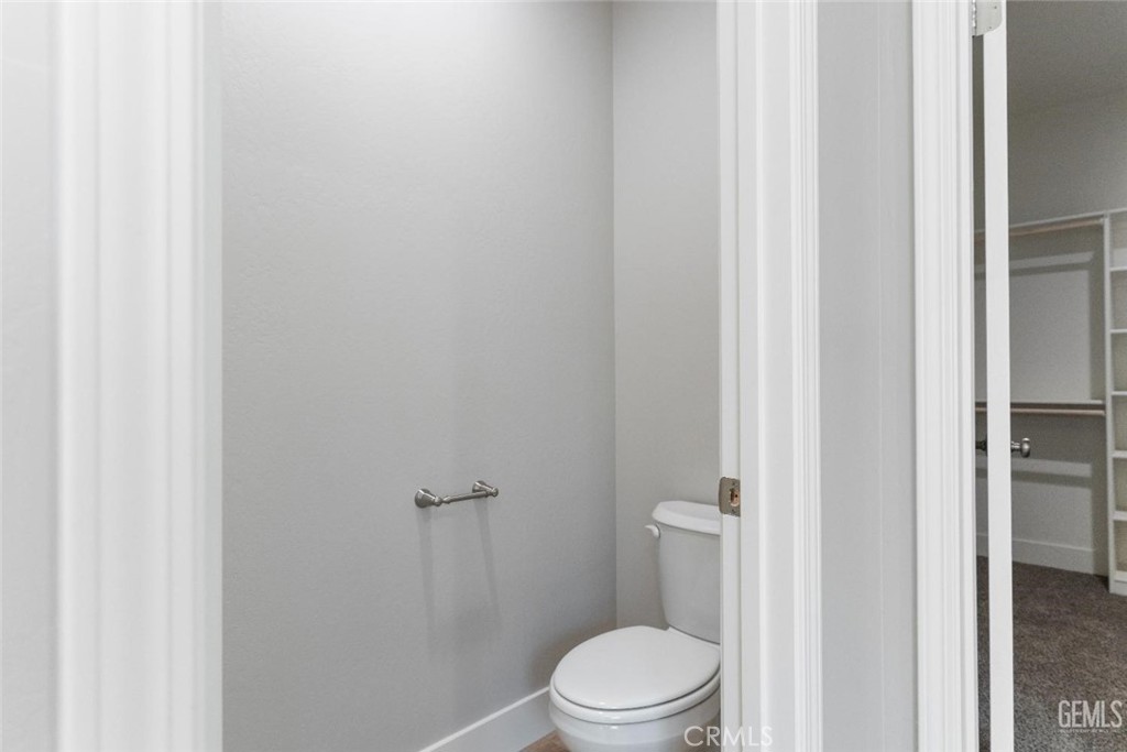 https://media.crmls.org/medias/cbe837d3-82a5-411a-8ada-9453758a3ba4.jpg?preset=X-Large