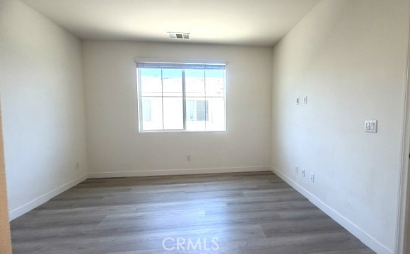 https://media.crmls.org/medias/cbe87171-b745-446c-a970-dfcc1e4beacf.jpg?preset=X-Large
