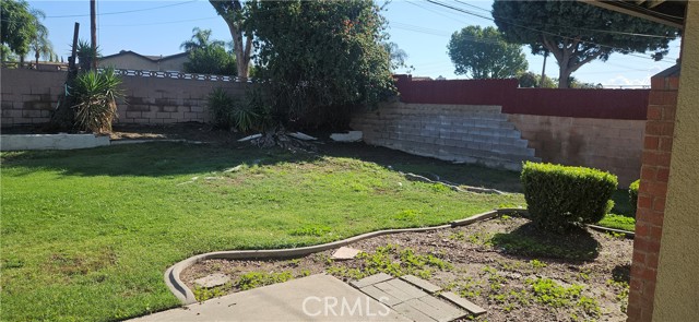 Detail Gallery Image 17 of 18 For 12431 Avocado Ave, Chino,  CA 91710 - 4 Beds | 2/1 Baths