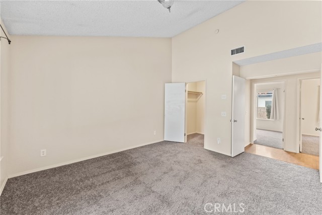 Image 18 of 36 For 915 Church Street