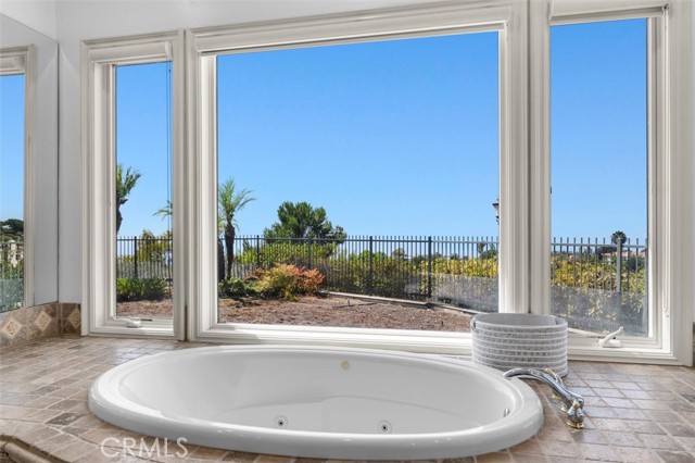 Detail Gallery Image 19 of 22 For 51 Santa Cruz, Rolling Hills Estates,  CA 90274 - 5 Beds | 5/2 Baths