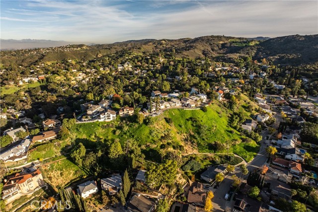 Detail Gallery Image 12 of 19 For 32 San Blas Ave, Woodland Hills,  CA 91364 - – Beds | – Baths