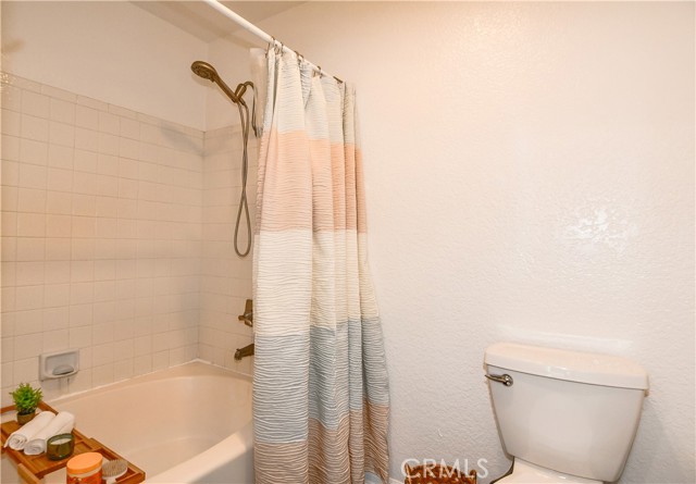 Detail Gallery Image 33 of 45 For 16551 Grunion Lane #204,  Huntington Beach,  CA 92649 - 2 Beds | 2 Baths