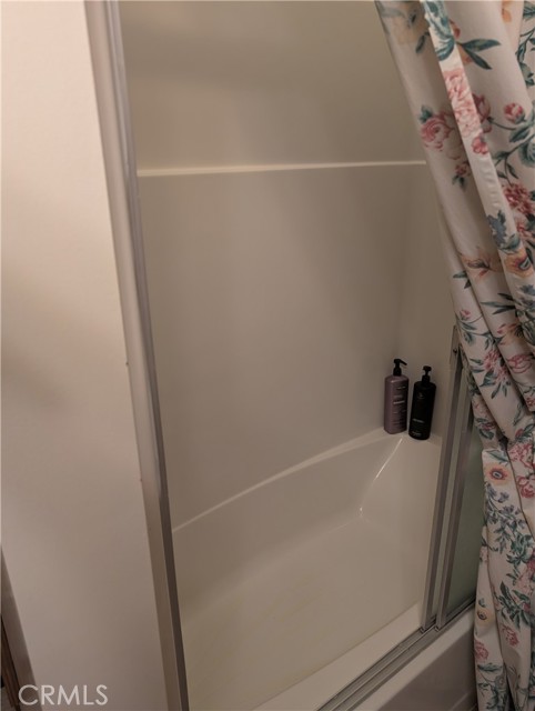 Detail Gallery Image 25 of 44 For 31 Matterhorn Dr, Bridgeport,  CA 93517 - 3 Beds | 2 Baths