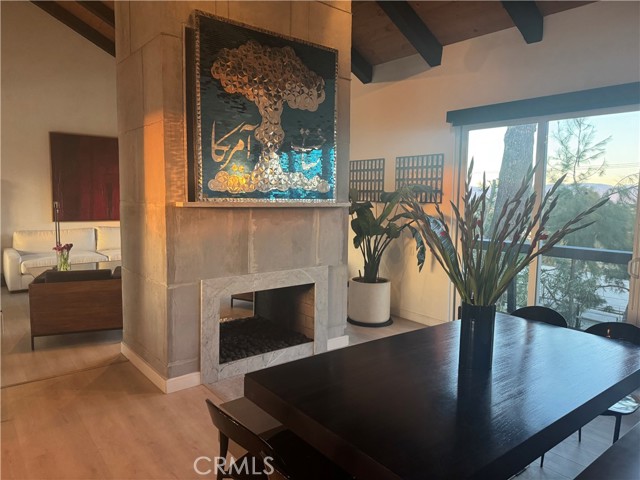 5177 Medina Road, Woodland Hills CA: https://media.crmls.org/medias/cbeb009c-7715-4ebc-ae87-e47ac223113f.jpg