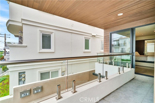 Detail Gallery Image 56 of 73 For 719 1st Pl, Hermosa Beach,  CA 90254 - 4 Beds | 4 Baths