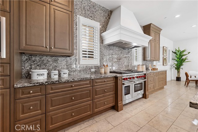 Detail Gallery Image 31 of 68 For 111 Great Oak, Irvine,  CA 92602 - 5 Beds | 5/1 Baths