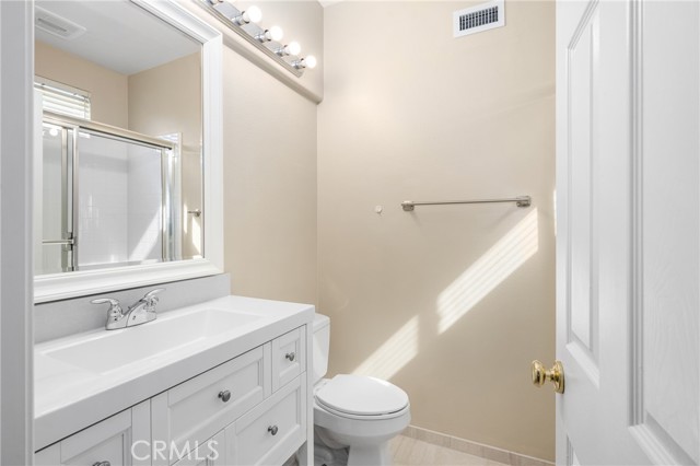 Detail Gallery Image 21 of 44 For 1030 S Summer Breeze Ln, Anaheim Hills,  CA 92808 - 5 Beds | 4/1 Baths