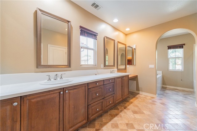 Detail Gallery Image 22 of 33 For 59 Gentry, Irvine,  CA 92620 - 3 Beds | 2/1 Baths