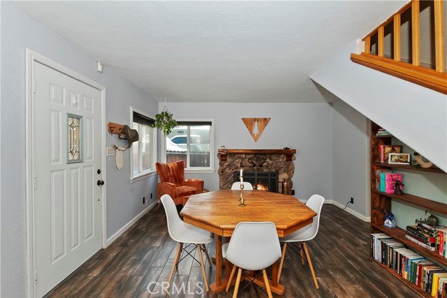 22989 Pine Lane, Crestline CA: https://media.crmls.org/medias/cbec301f-05d8-4e44-b14b-b9f12d095b0f.jpg