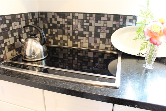 22942 Sunset Crossing Road, Diamond Bar CA: https://media.crmls.org/medias/cbecbf63-ed5c-4427-9953-452503b3f8f8.jpg