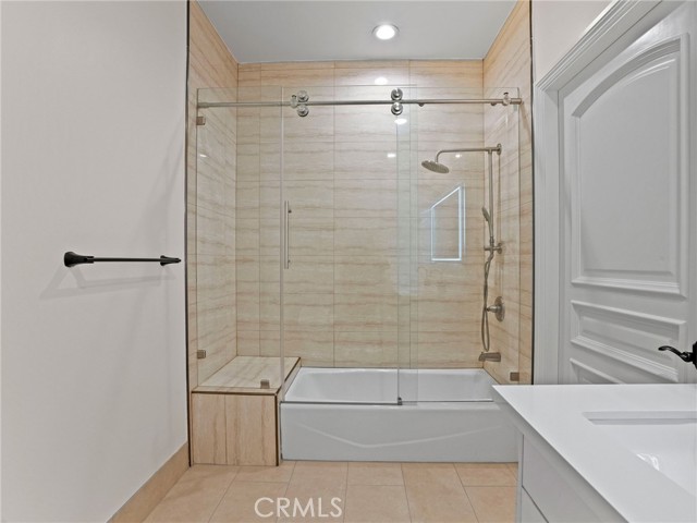 Detail Gallery Image 6 of 18 For 1598 Long Beach #405,  Long Beach,  CA 90813 - 1 Beds | 1 Baths